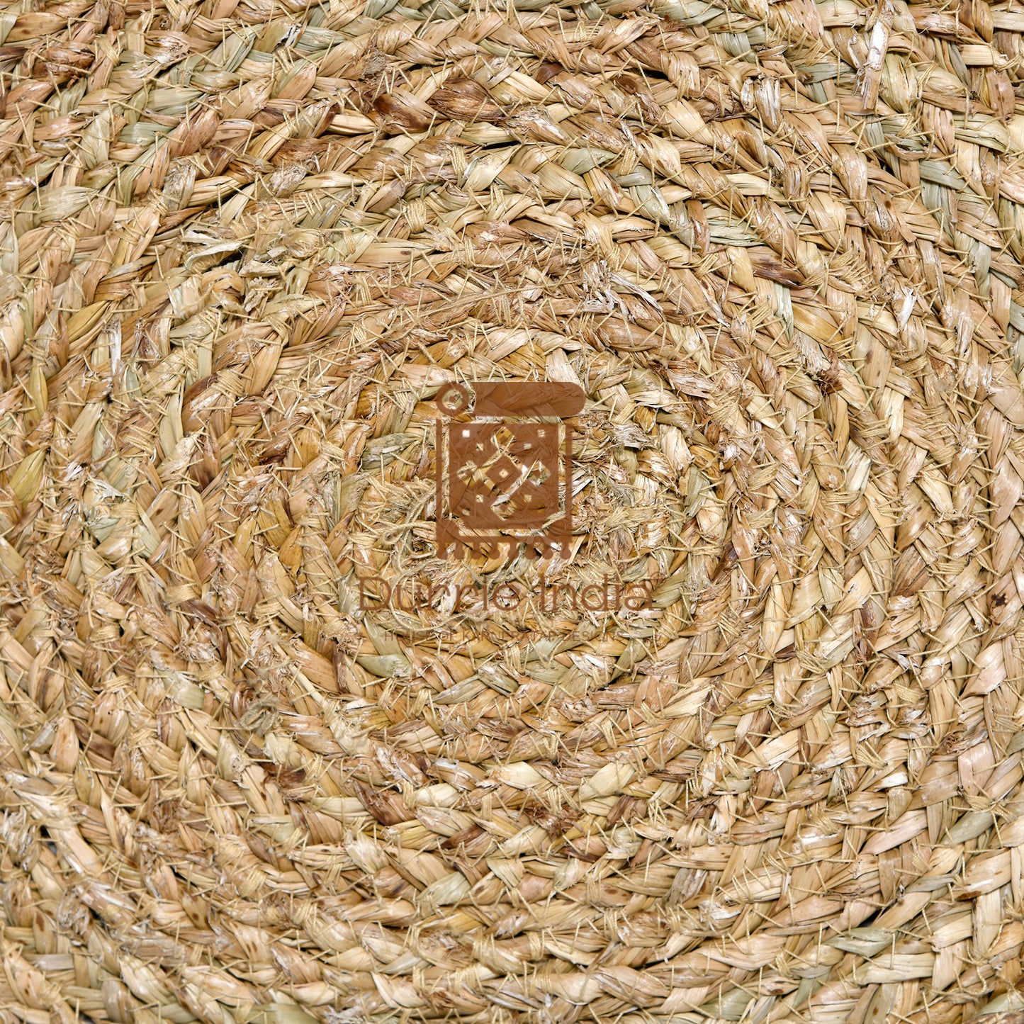 Coastal Breeze Round Water Reed Rug - Natural Serenity for Your Living Space
